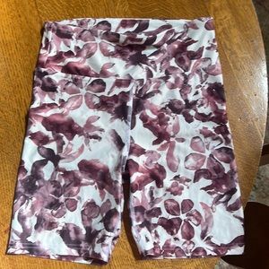 Balance collection floral shorts